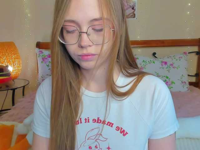 miya-soft live cam on BongaCams
