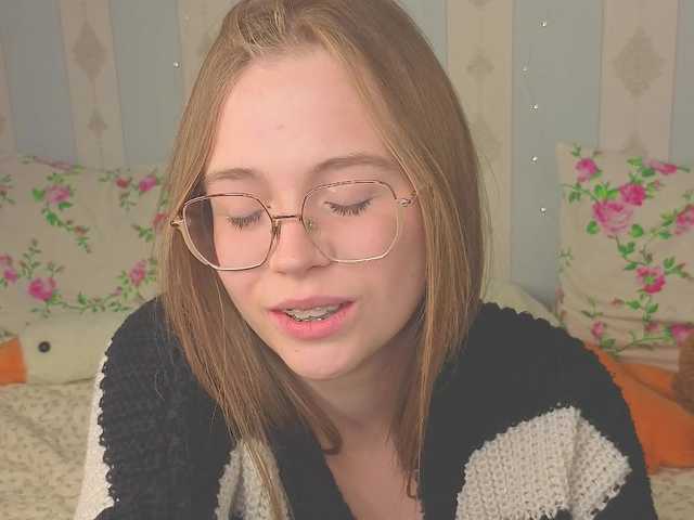 miya-soft live cam on BongaCams