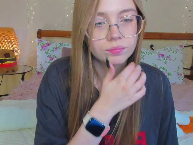 miya-soft live cam on BongaCams