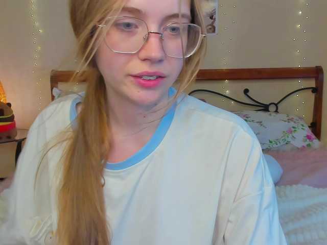 miya-soft live cam on BongaCams