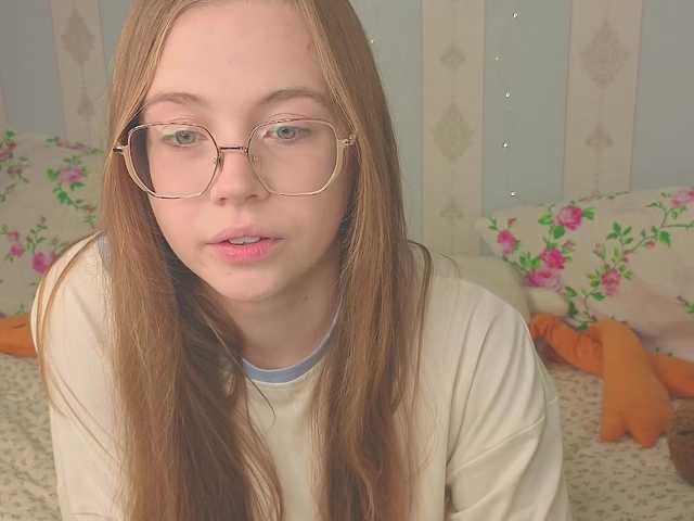 miya-soft live cam on BongaCams