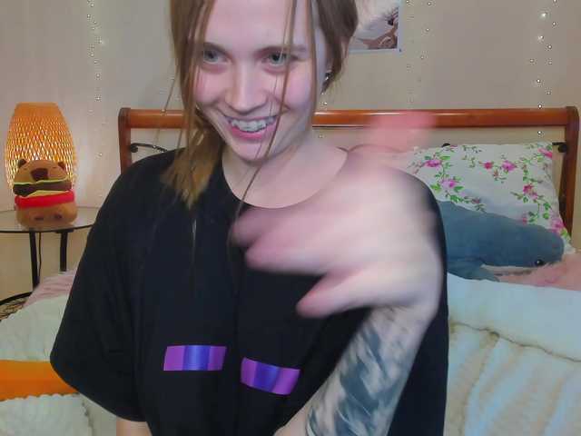 miya-soft live cam on BongaCams