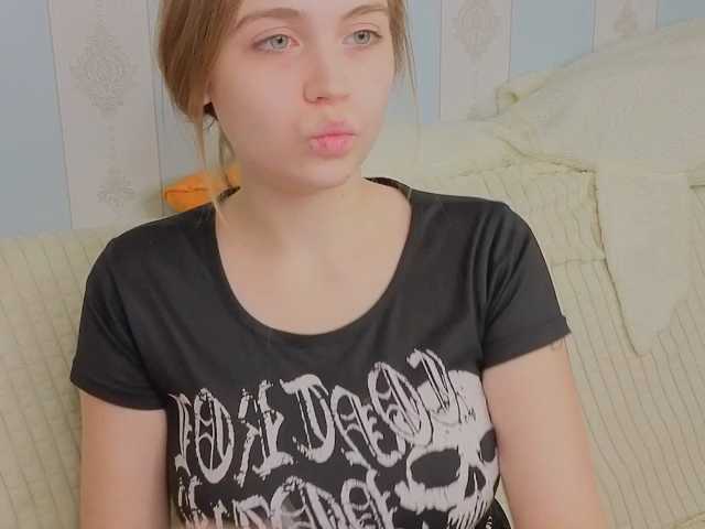 miya-soft live cam on BongaCams