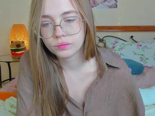 miya-soft live cam on BongaCams