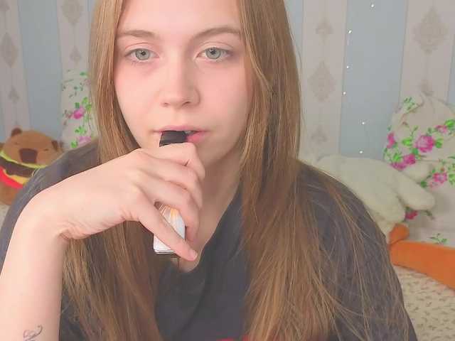 miya-soft live cam on BongaCams