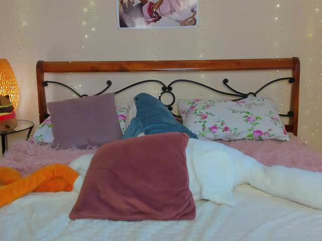 miya-soft live cam on BongaCams