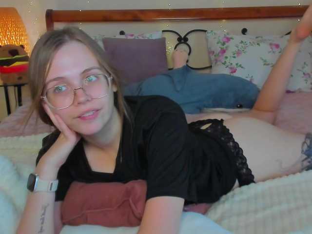 miya-soft live cam on BongaCams