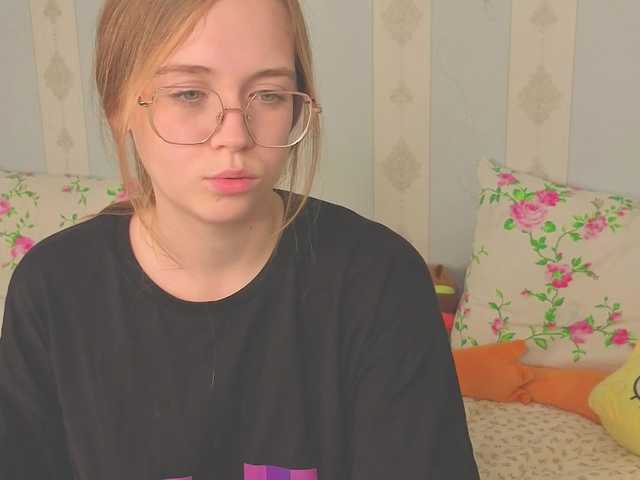 miya-soft live cam on BongaCams