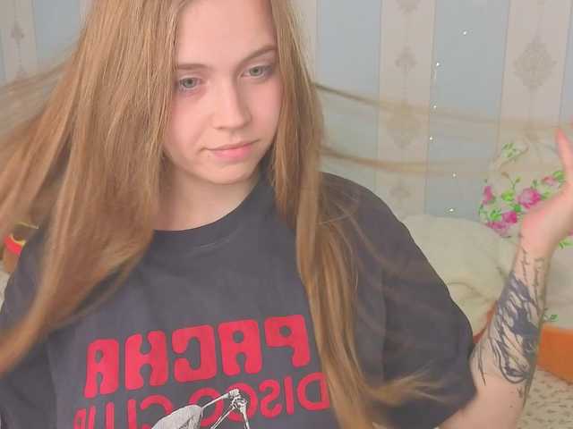 miya-soft live cam on BongaCams