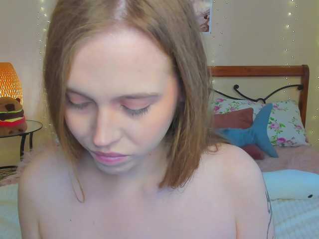 miya-soft live cam on BongaCams