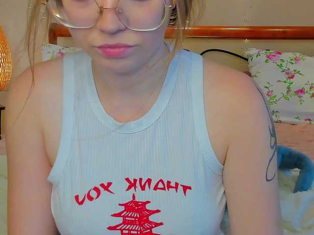miya-soft live cam on BongaCams