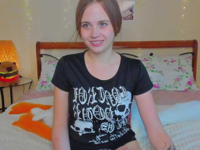 miya-soft live cam on BongaCams