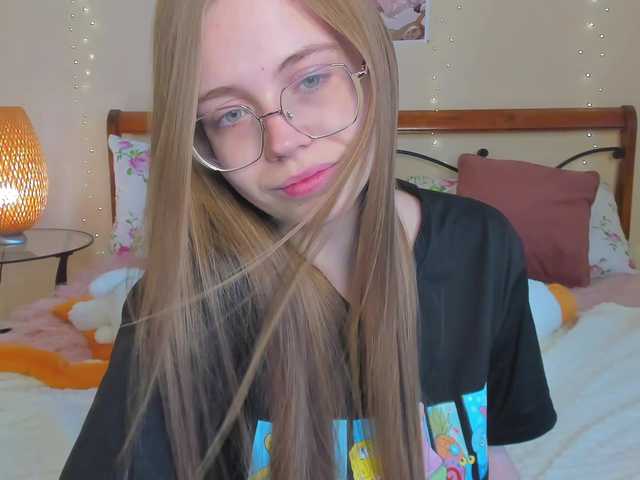 miya-soft live cam on BongaCams