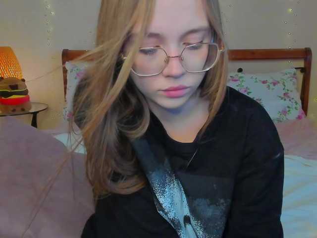 miya-soft live cam on BongaCams