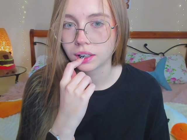 miya-soft live cam on BongaCams
