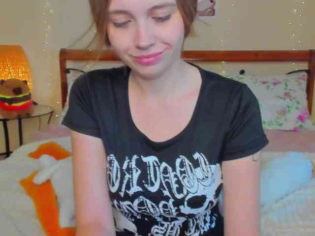 miya-soft Live Webcam on BongaCams