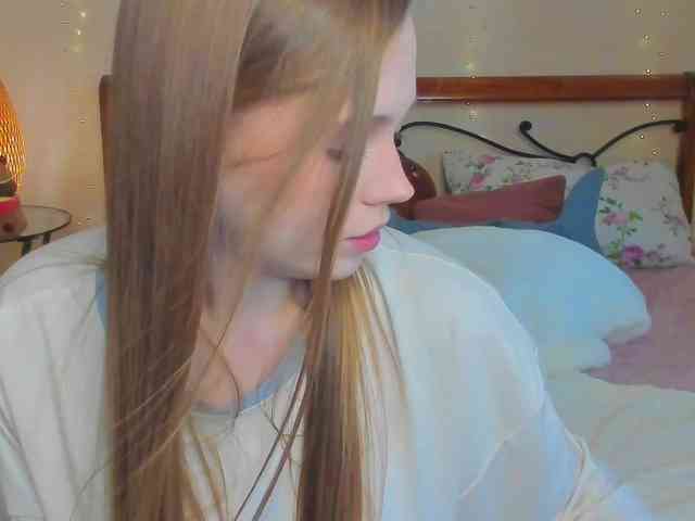miya-soft Live Webcam on BongaCams