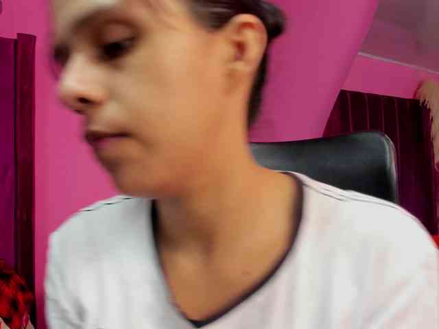 AkaneMitzuky webcam