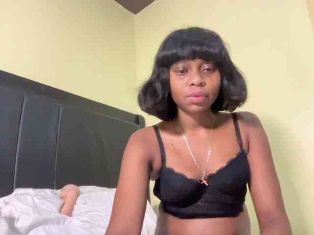 BeautyDeee webcam