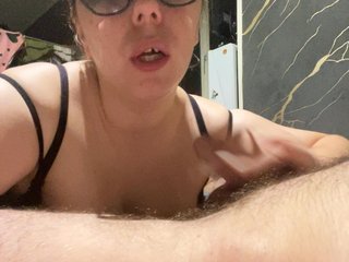 GirlWithACrystal Porn Show