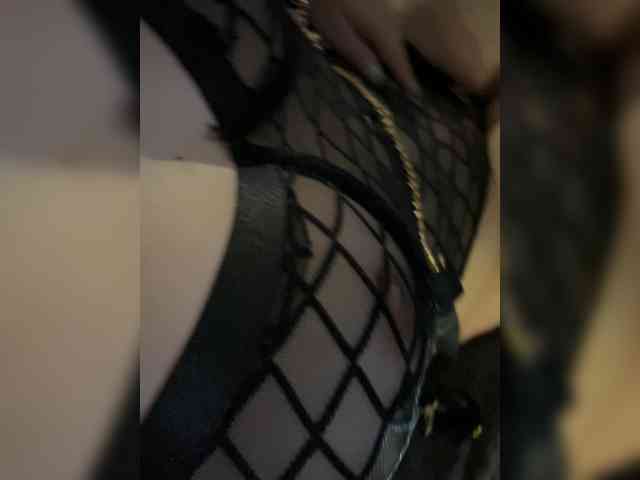 GirlWithACrystal Sex Cam Show
