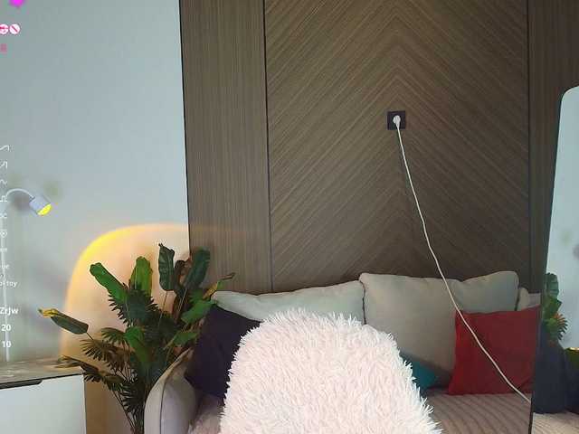 mayameilin live cam on BongaCams