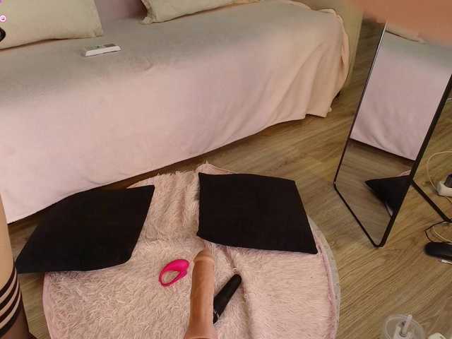 mayameilin live webcam show