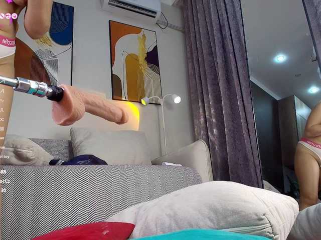 mayameilin live cam on BongaCams