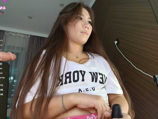 mayameilin live cam on BongaCams
