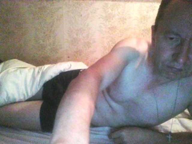 alex-u81 live webcam show