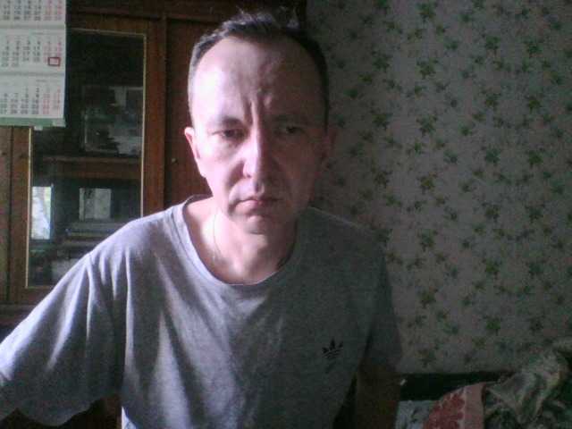 alex-u81