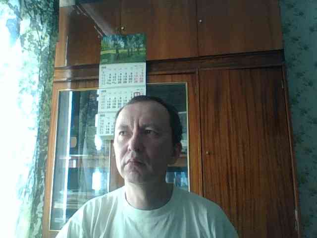 alex-u81