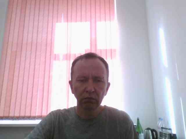 alex-u81