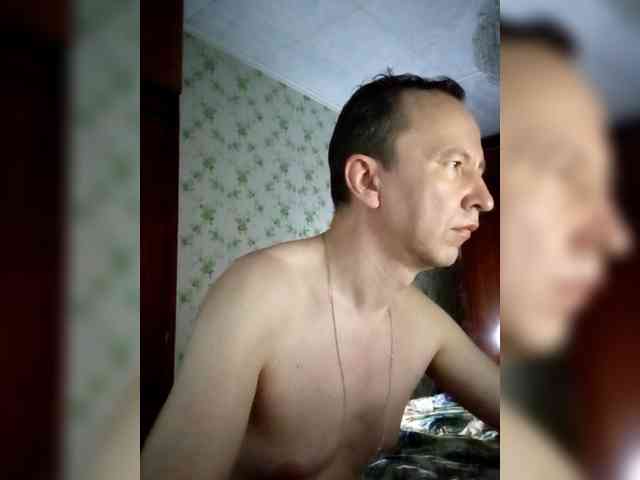 alex-u81