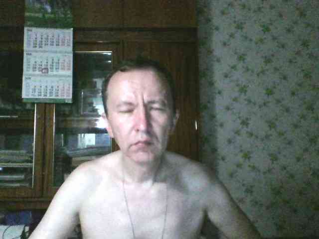 alex-u81