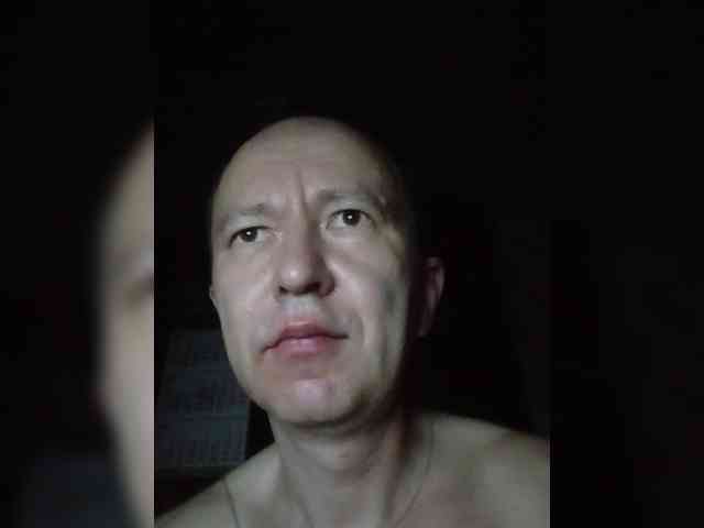 alex-u81