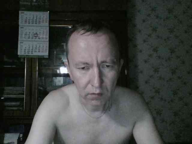 alex-u81