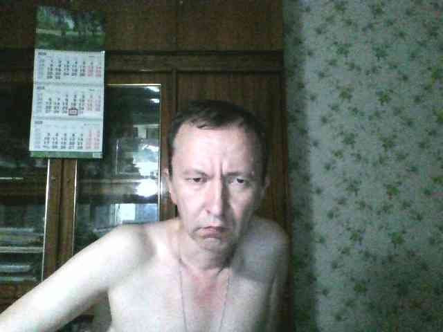 alex-u81