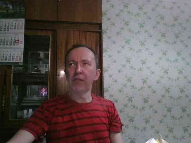 alex-u81