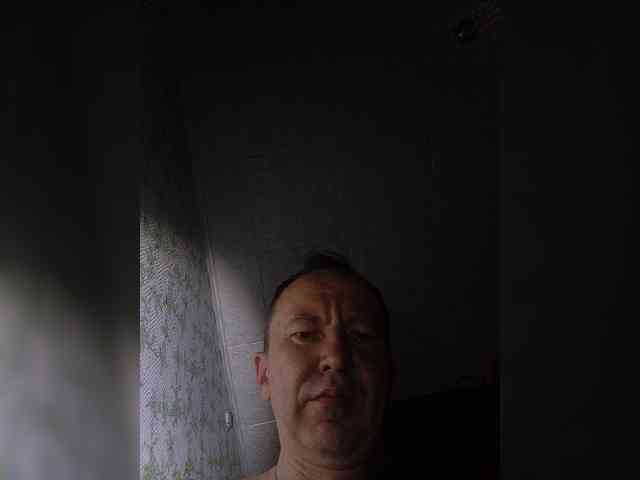 alex-u81