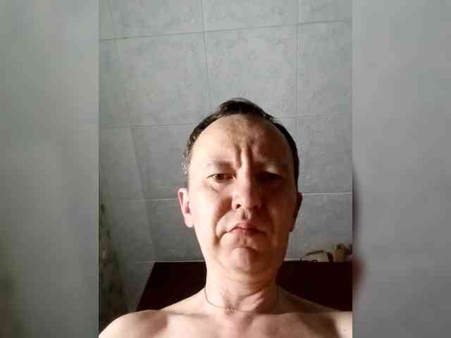 alex-u81
