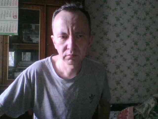 alex-u81