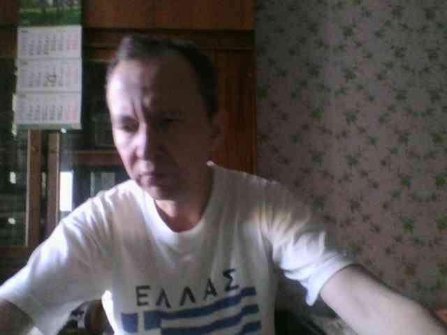 alex-u81