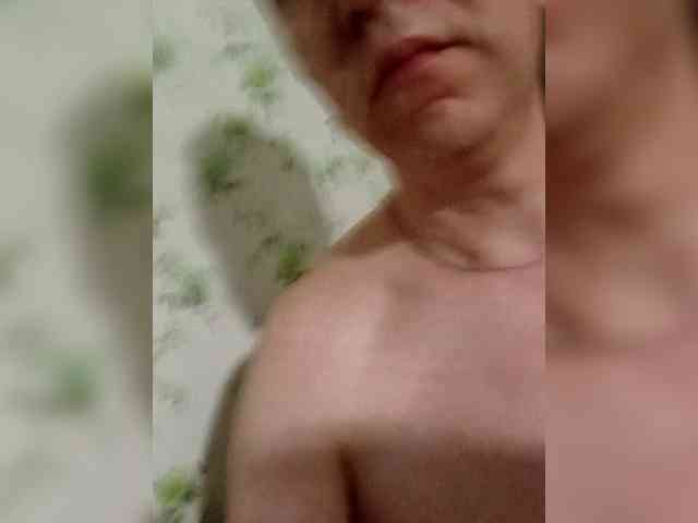 alex-u81