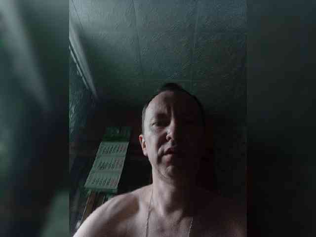 alex-u81