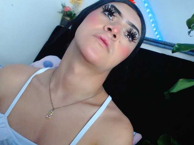 NathaliaLooes live cam