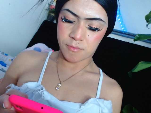 NathaliaLooes live cam