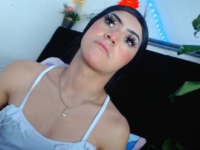 NathaliaLooes live cam