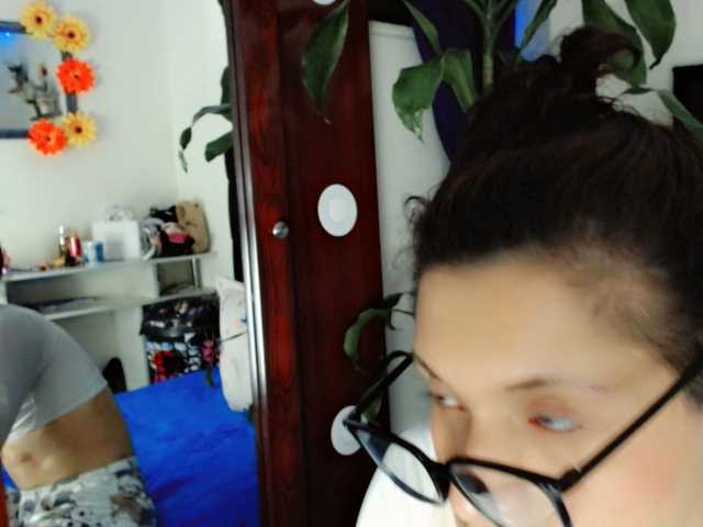 NathaliaLooes live webcam show