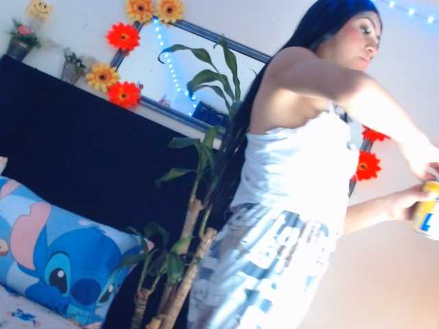 NathaliaLooes live cam